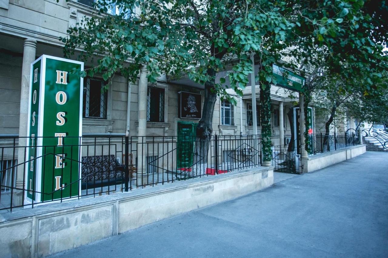 Sherlock Holmes Hostel バクー エクステリア 写真